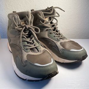 Fabletics Mulholand Hiker Sneaker